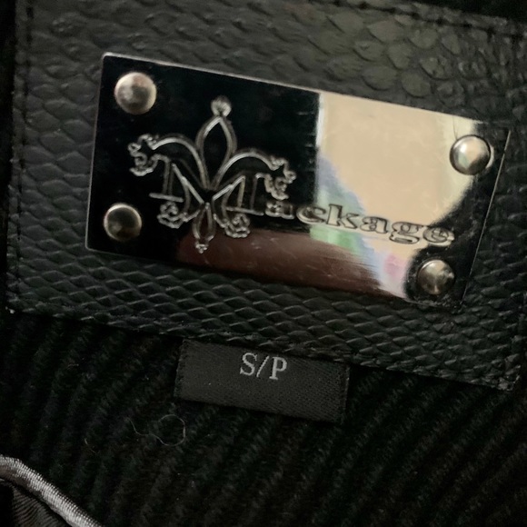 Mackage women’s wool coat - Picture 3 of 3